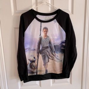 Star Wars Force Awakens Rey sweatshirt from Disneyland her universe size Medium